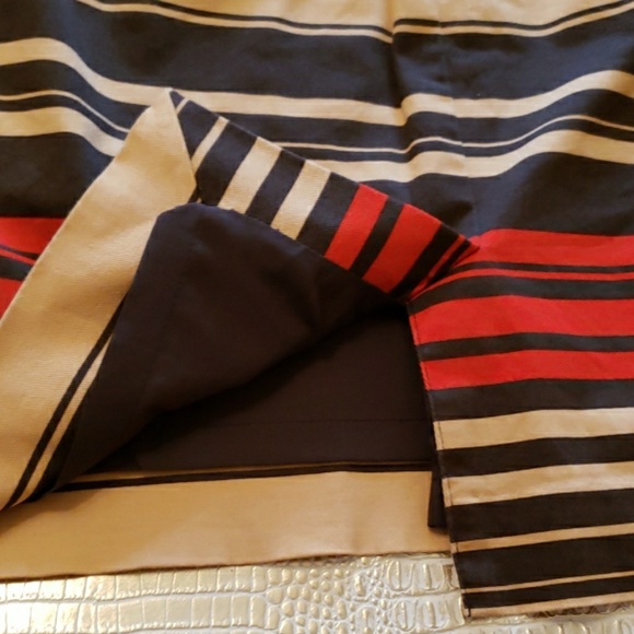 A-line pencil skirt the Limited - Picture 3 of 7